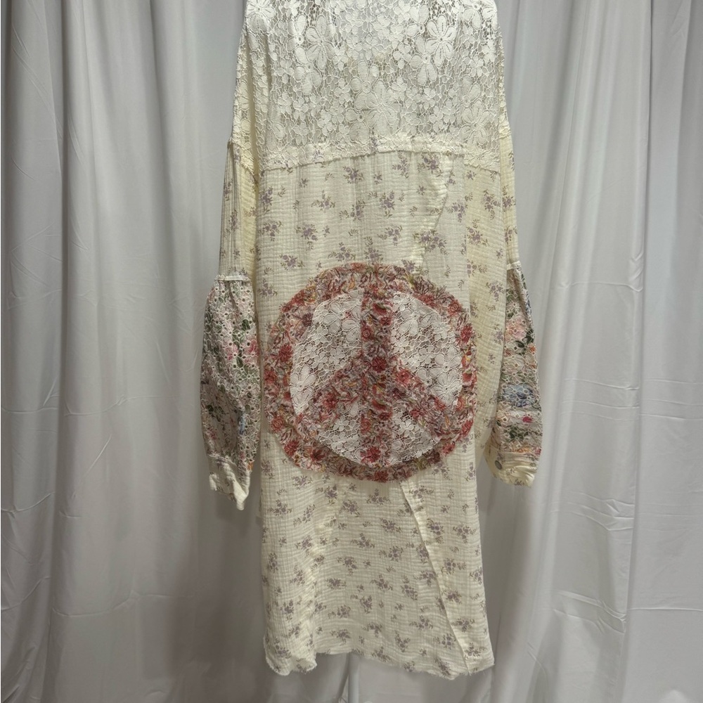 POL Floral Lace Shirt Jacket - Picture 4 of 9